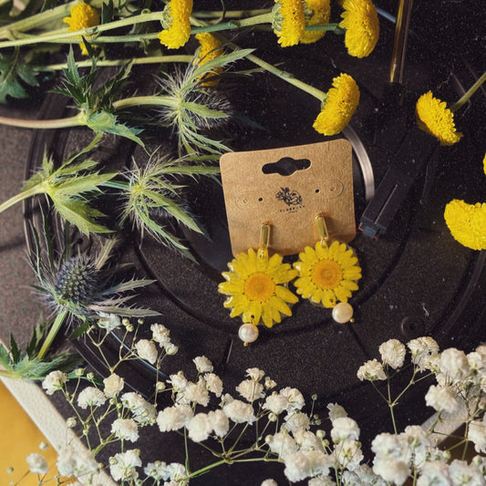 WILD BLOOM - YELLOW DAISIES